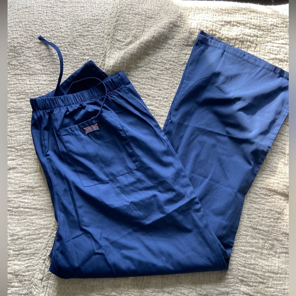 Cherokee workwear scrub bottoms size Lg brand new navy blue
